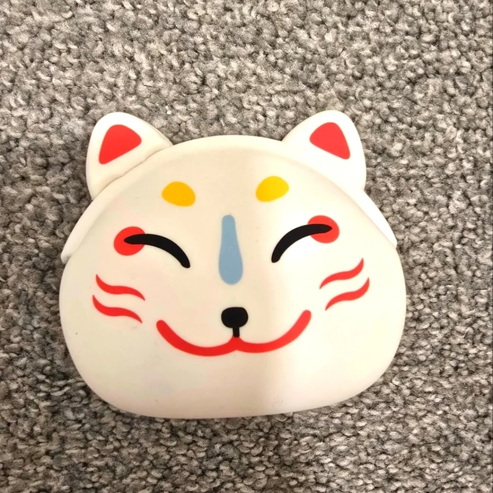 P&G Design Mimi Pochi Silicone Coin Purse Small Lightweight Fun Colorful